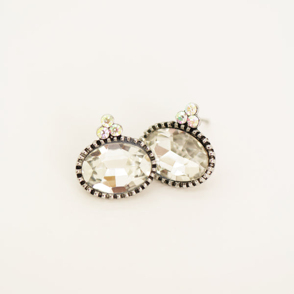 Oval Stud Earrings