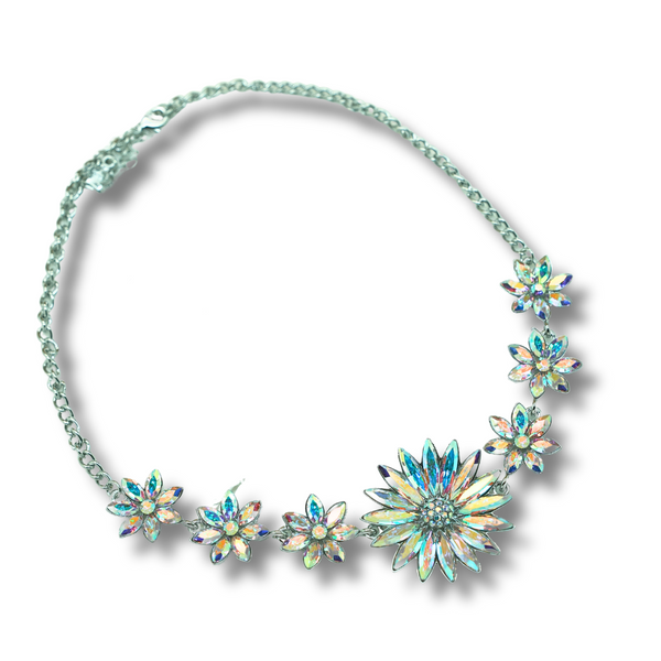 Sparkling Flowers Necklace